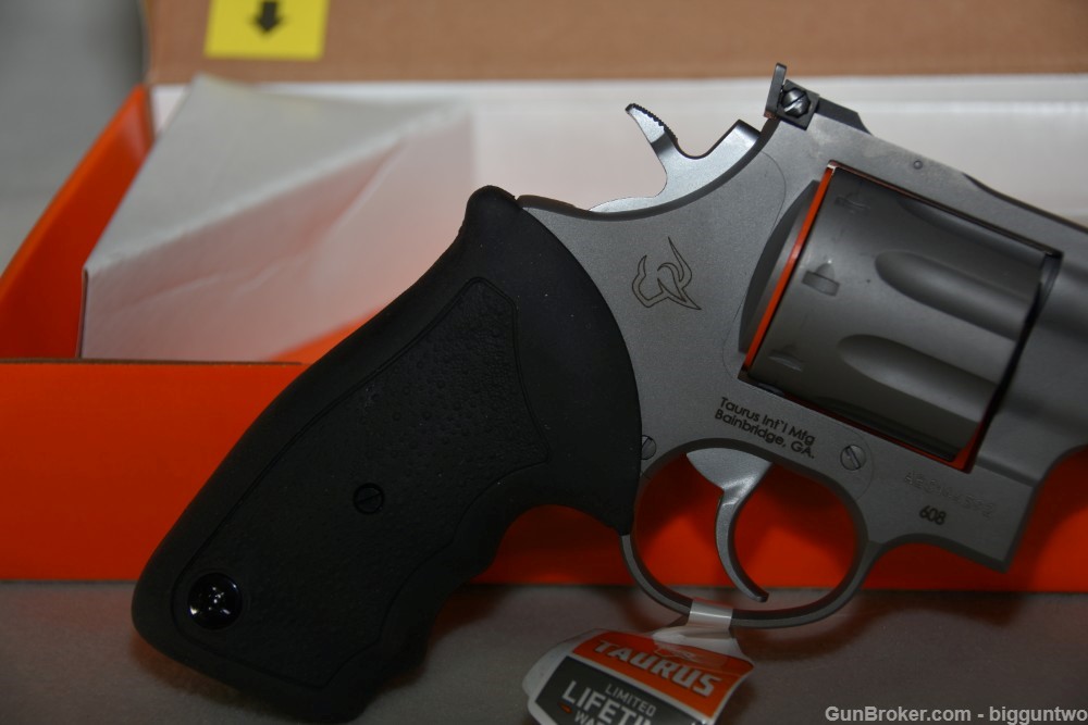 Taurus Model 608 - .357 Mag Revolver Brand New in Box with paper, etc    -img-4