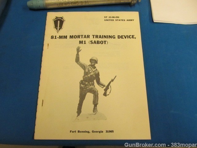 1990 U.S. 81mm Mortar Training Device Sabot (Inert) M1 with manual and box-img-19