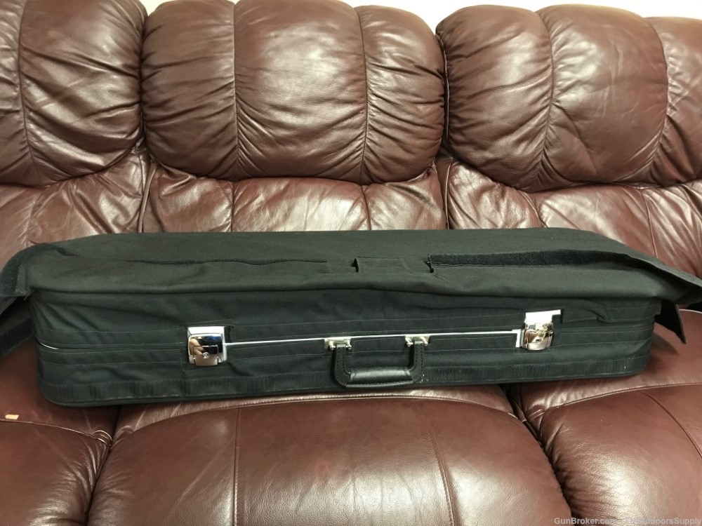Factory Blaser 3 barrel travel case with cover-img-13