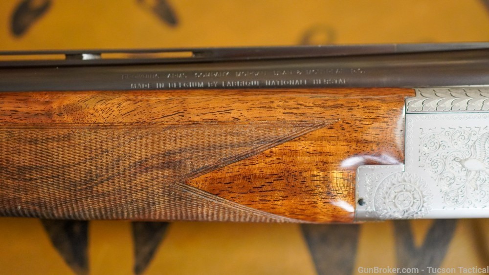 Browning Pigeon Grade Superposed 12GA 26.5" Superlight Shotgun With Case!-img-6
