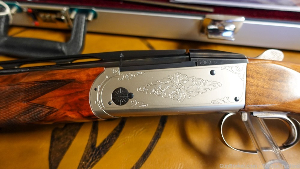 GORGEOUS Krieghoff K-20 30" Cased with Select Wood! 99%!-img-5