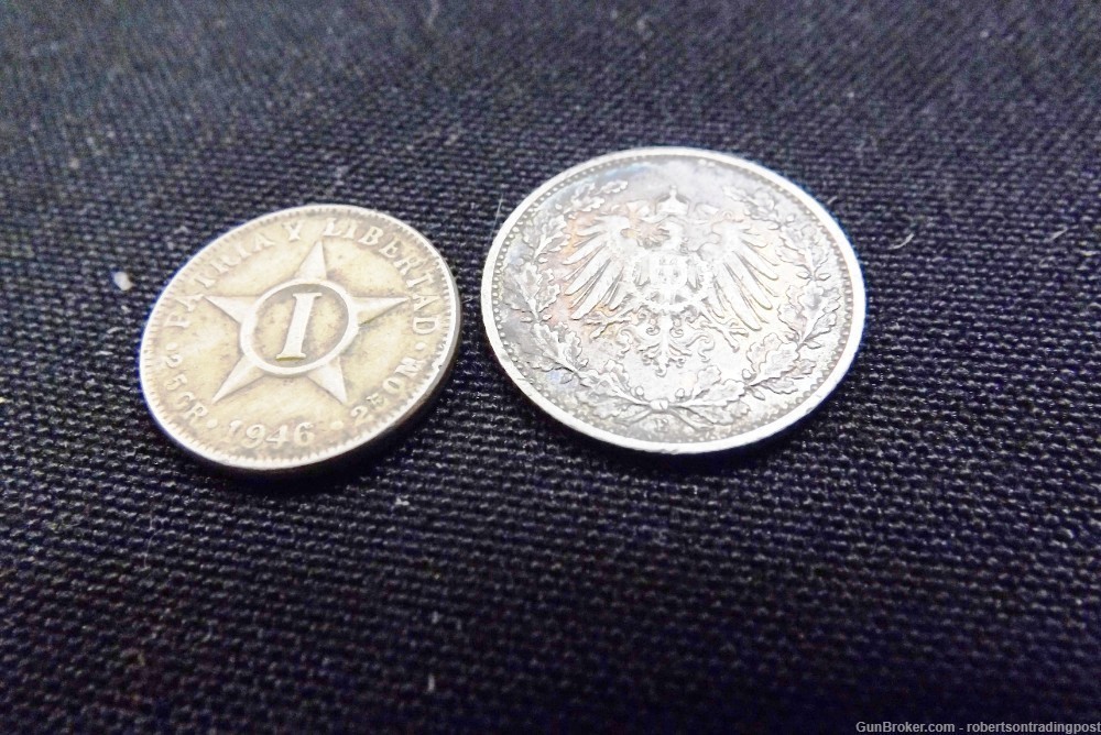 1906 Deutsche 1/2 Mark 1946 Cuba Peso 1943 Canadian Penny 4 Coins 1975 Peso-img-2