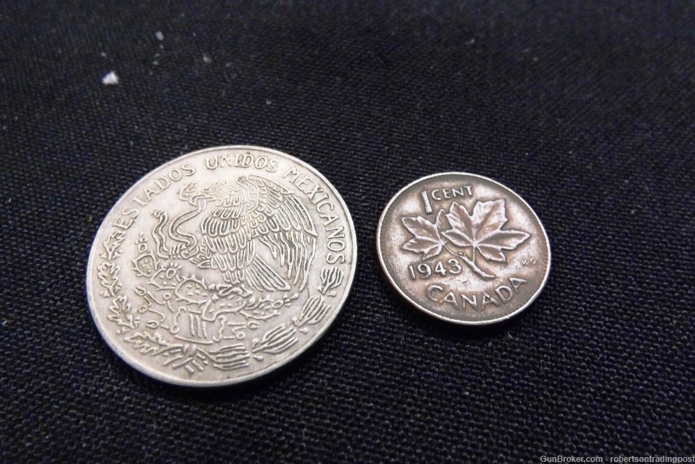 1906 Deutsche 1/2 Mark 1946 Cuba Peso 1943 Canadian Penny 4 Coins 1975 Peso-img-4