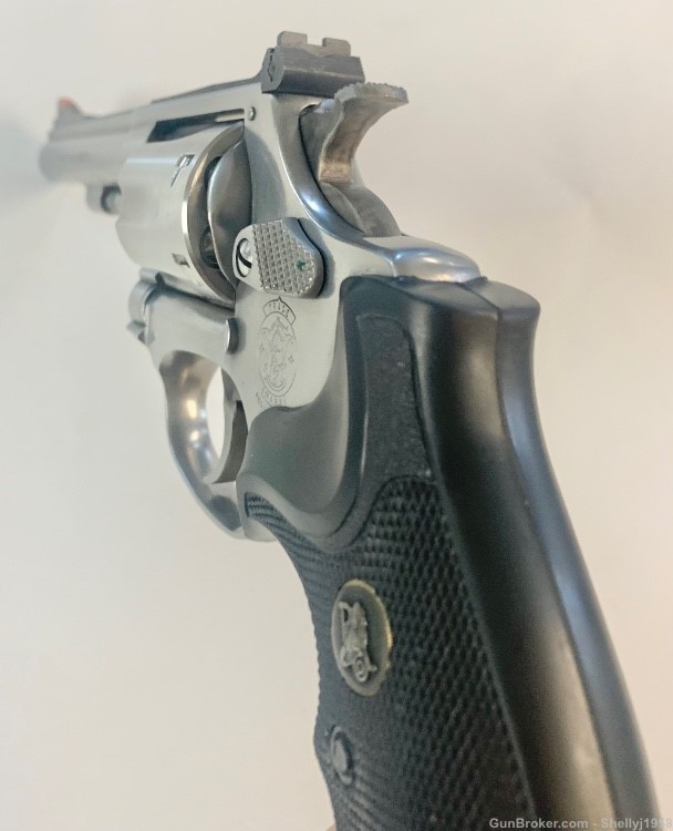 Smith & Wesson 22 Magnum Model 651-1 Revolver 4 Inch Barrel-img-8