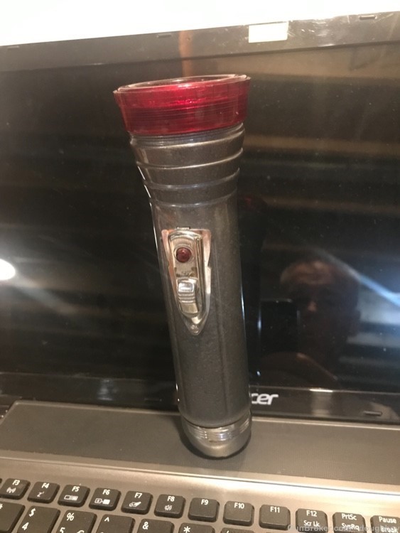 Winchester Flashlight gray & red Rare 2D Works -img-0