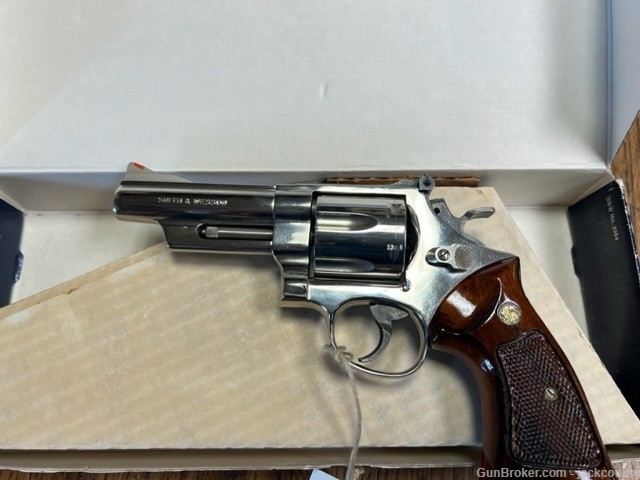 Smith & Wesson, 29-3, 4", Nickel, Box/ no papers, .44 Rem Mag, ANIB-img-14