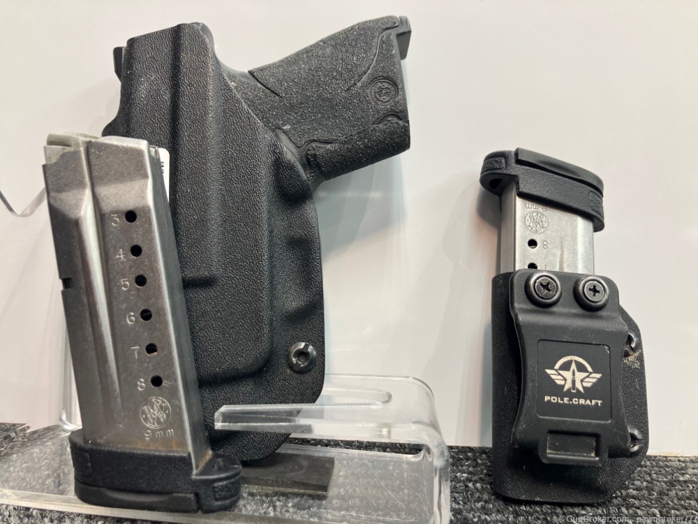 SMITH & WESSON M&P 9 SHIELD 9MM W/ TWO MAGS/HOLSTER/MAG HOLSTER-img-3