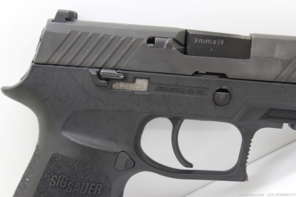 Sig Sauer Model P320 9mm 3.9"  Semi Auto Compact Pistol-img-2