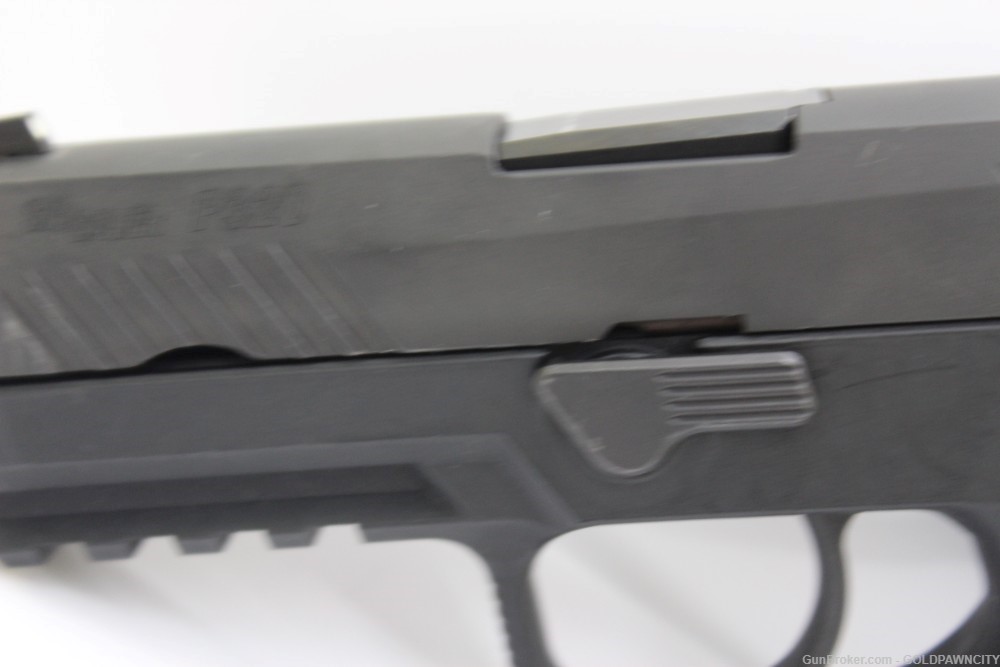 Sig Sauer Model P320 9mm 3.9"  Semi Auto Compact Pistol-img-9