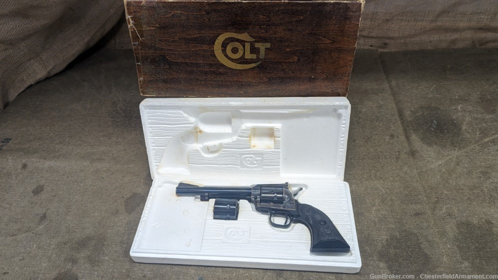 Colt New Frontier .22LR convertible w/22WMR cylinder, box -img-0