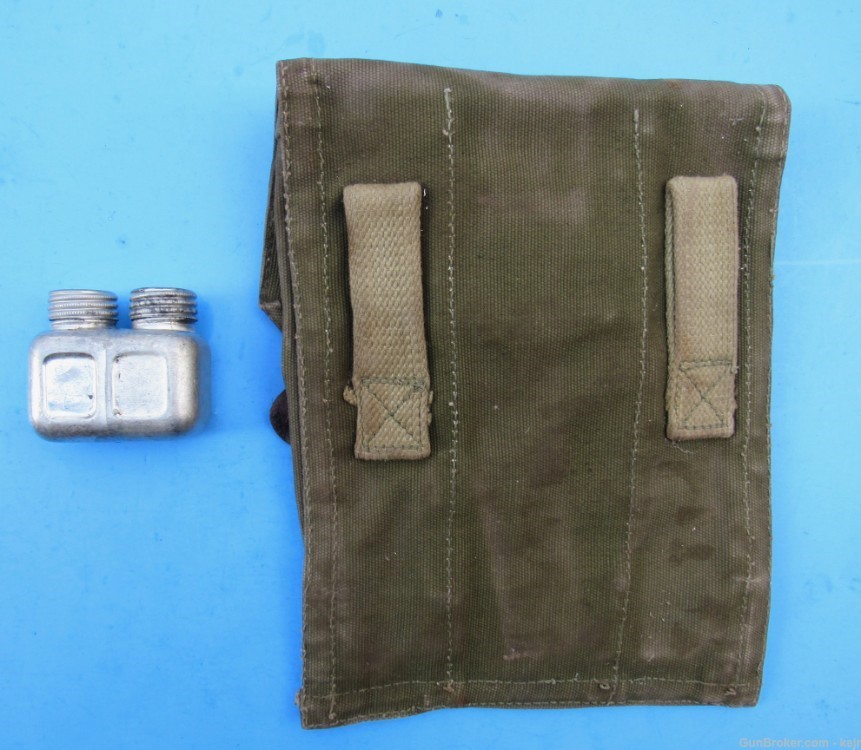 Romanian PPS-43 Magazine Pouch and Early Issue Oiler-img-1