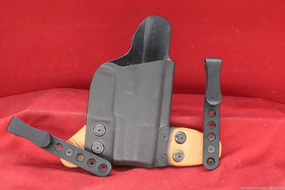 USED Varity of Holsters (12)Holsters for 1 price FREE SHIPPING.-img-7