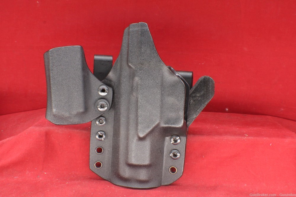 USED Varity of Holsters (10)Holsters for 1 price FREE SHIPPING.-img-13