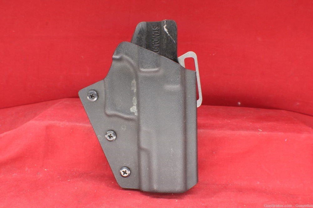 USED Varity of Holsters (10)Holsters for 1 price FREE SHIPPING.-img-17