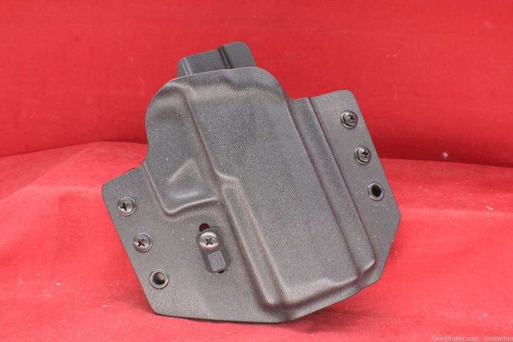 USED Varity of Holsters (10)Holsters for 1 price FREE SHIPPING.-img-19