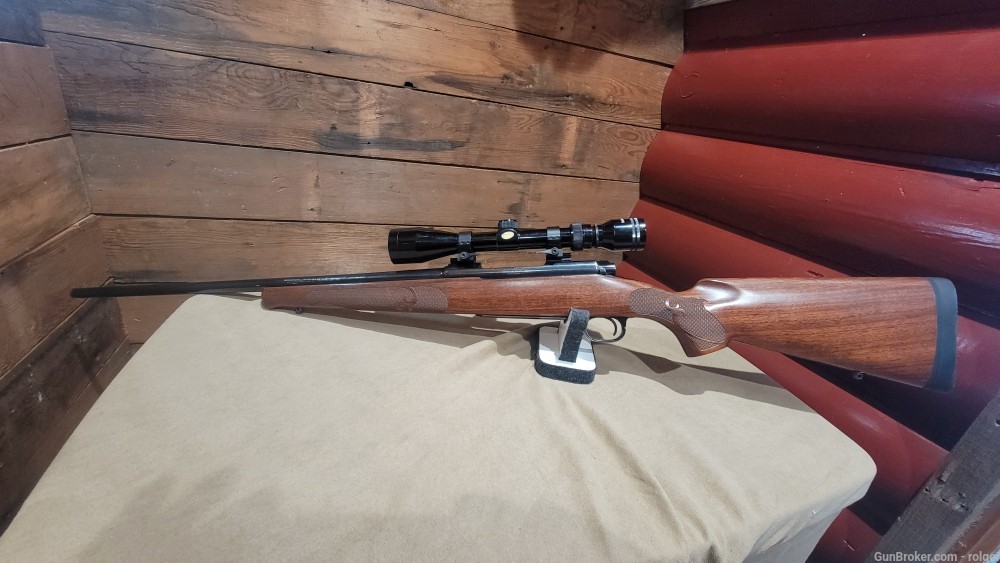 Winchester Md 70  Featherweight  257 Roberts Scoped-img-1