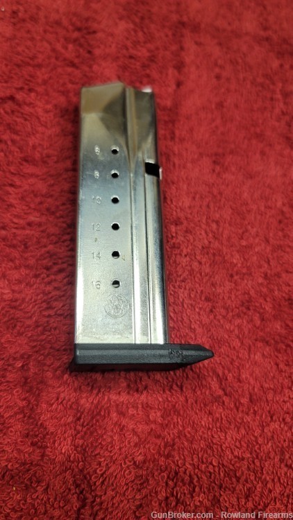 Smith & Wesson SD9 VE 9MM 16 Round Magazine    NEW Other -img-1