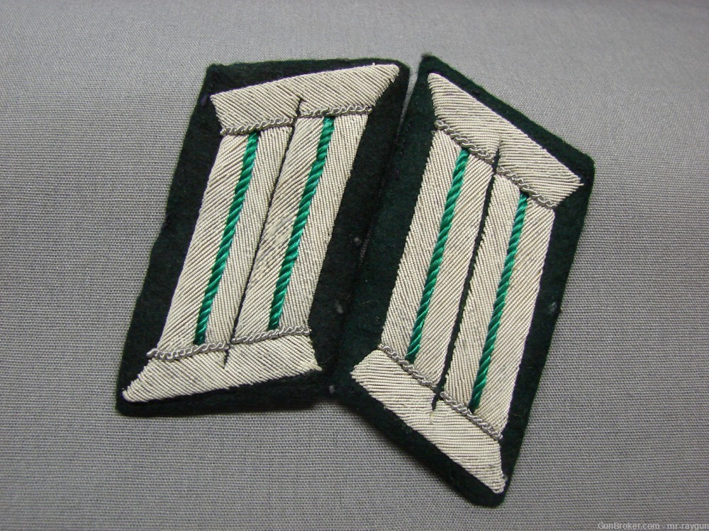 GERMAN WW2  ARMY  JAGER OFFICER COLLAR TABS-img-0