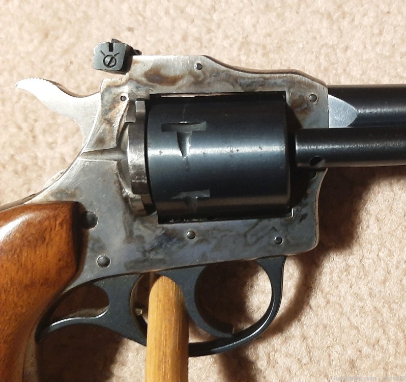 Harrington & Richardson (H&R) Model 686 Revolver - 22 LR & 22 WMR-img-5