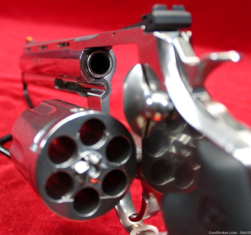 Colt Anaconda .44 Magnum-img-4
