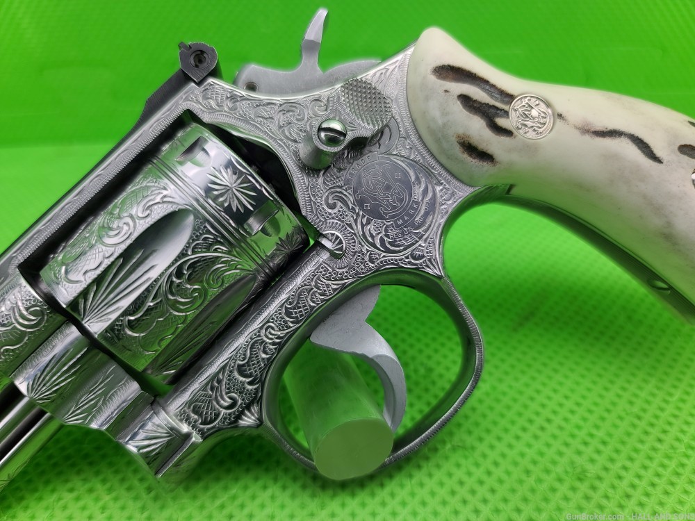 Smith & Wesson 66 ( 66-2 ) 357 MAG STAINLESS 2 1/2" FULLY HAND ENGRAVED-img-31
