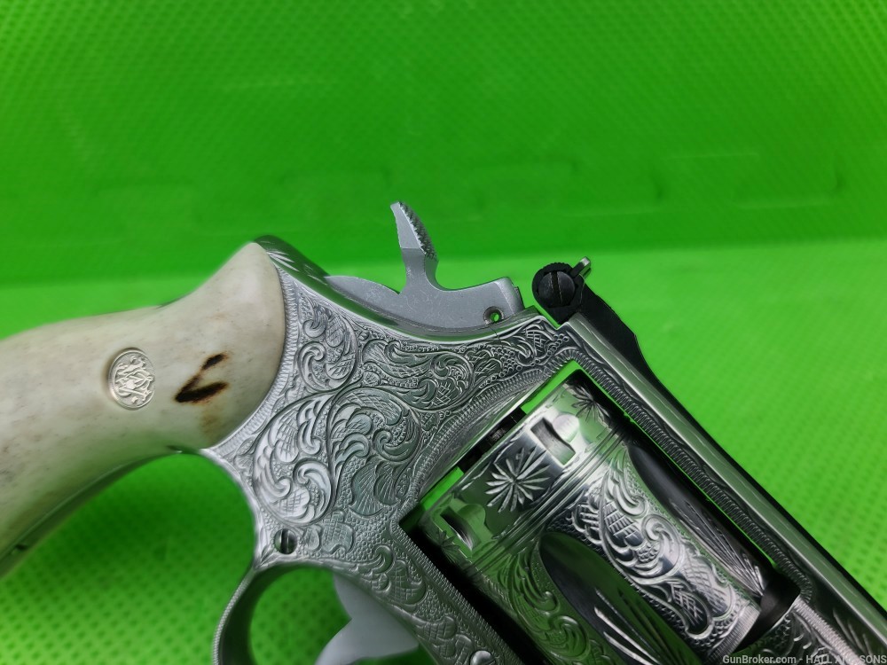 Smith & Wesson 66 ( 66-2 ) 357 MAG STAINLESS 2 1/2" FULLY HAND ENGRAVED-img-4