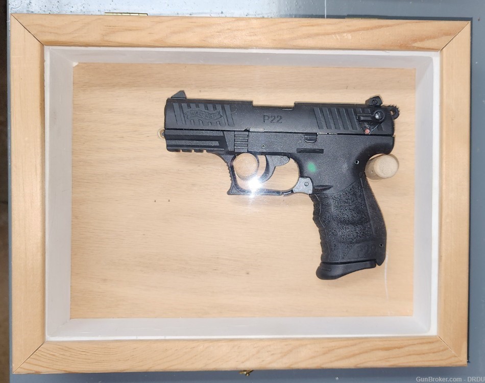Display case for .380 pistol. 11"x8 1/2"x2"  3 1/2"  C/C-img-0