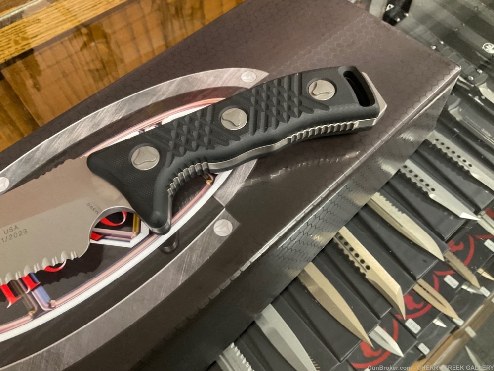NEW Microtech arbiter fixed blade knife full serrated sheath USA free ship -img-3