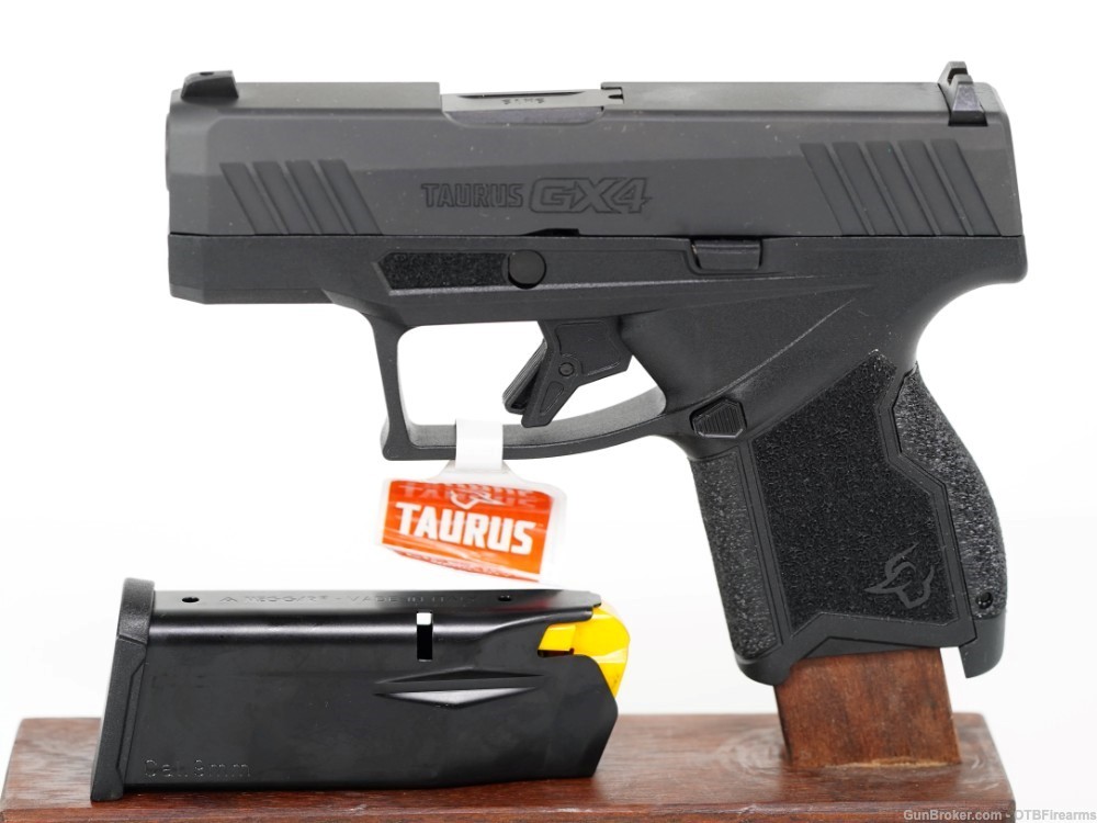 Taurus GX4 with box and 1 mag 9mm -img-0