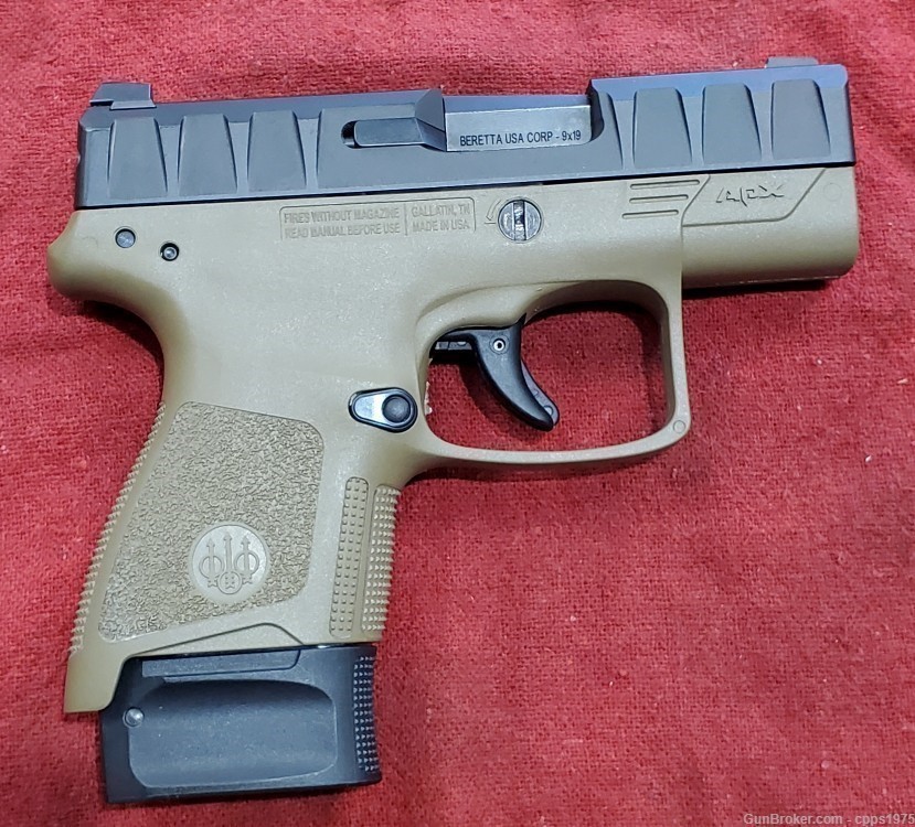 Beretta APX FDE Carry 9mm w/Soft case and extra magazine-img-1