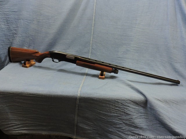 Winchester Model 1200, 12 ga pump action shotgun-img-1