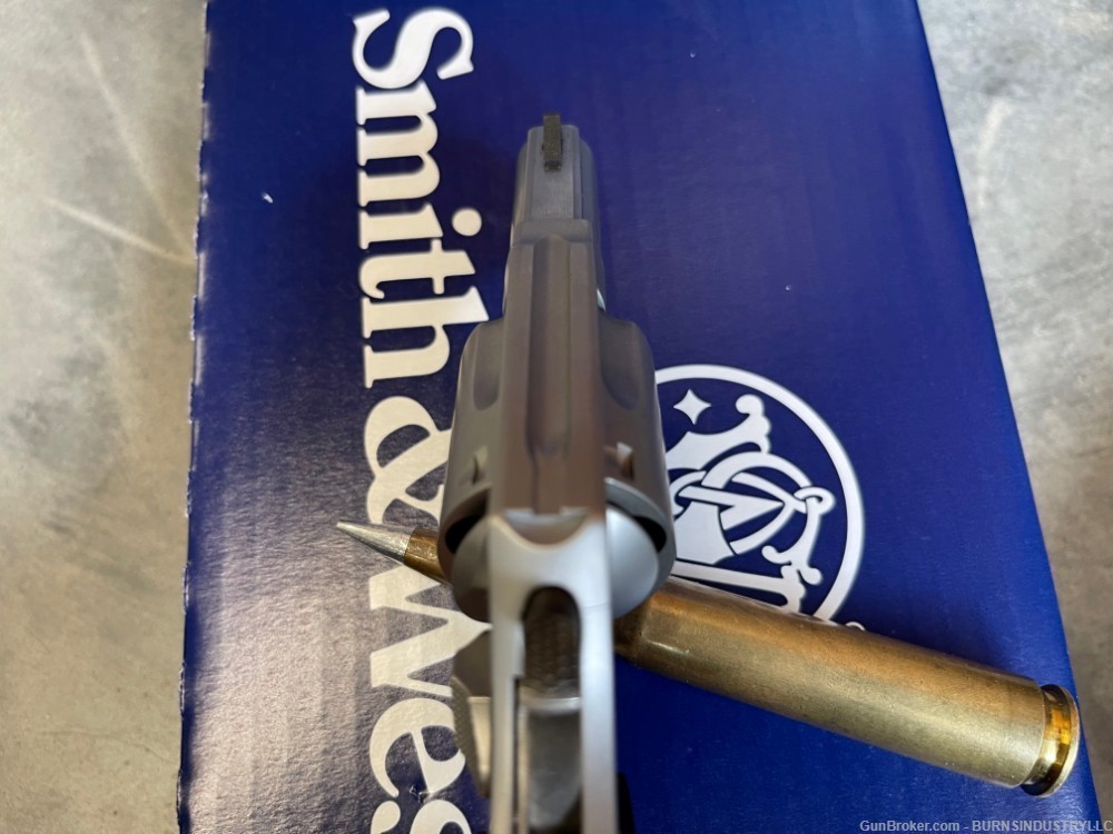Smith and Wesson model 60 S&W 60 Wesson & Smith S&W M-60-img-4