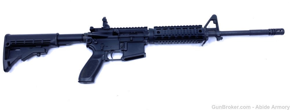 Sig Sauer M400 AR-15 5.56! This is the Original Model -img-1