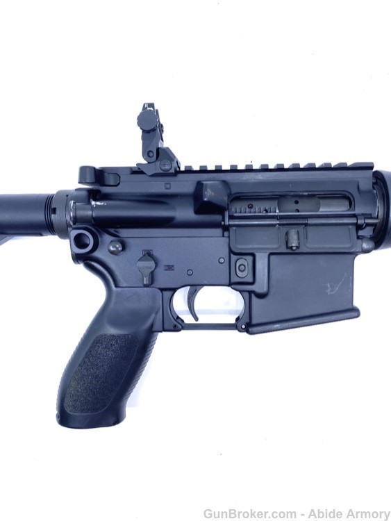 Sig Sauer M400 AR-15 5.56! This is the Original Model -img-3