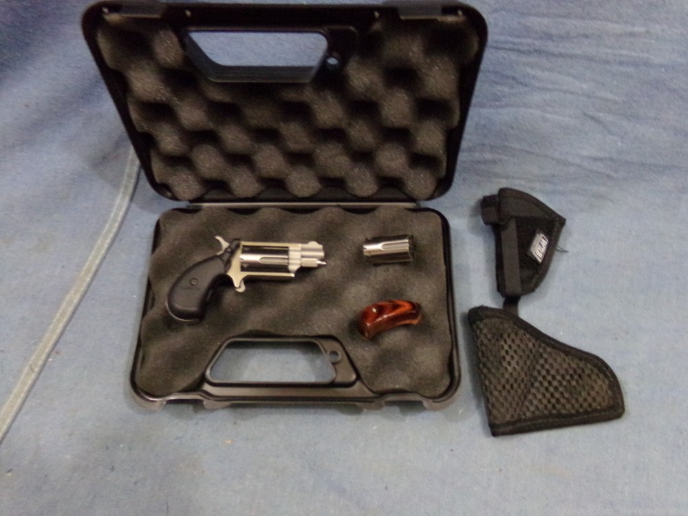 NAA 22 Mag conversion, 22 mag/22lr, laser grips w/ case & holster-img-0