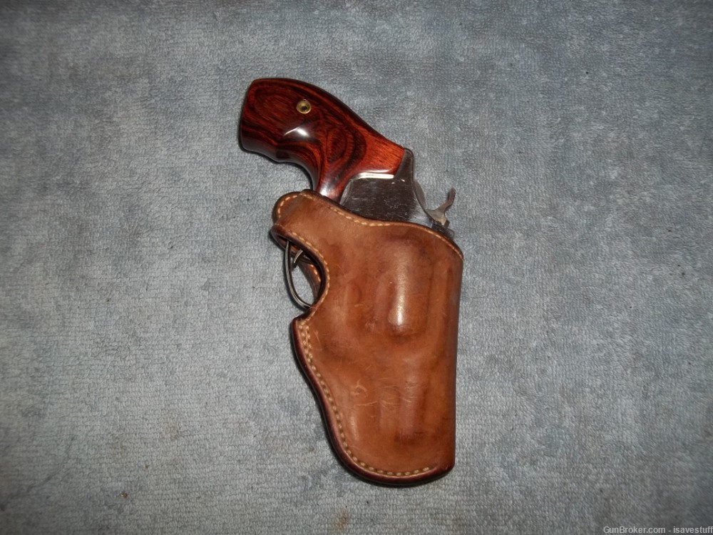 Smith Wesson 36 38 49 649 Hump   Bianchi R/H OWB Leather Holster REAR STRAP-img-1