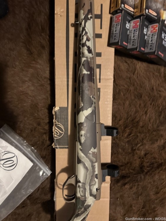 Weatherby Vanguard First Lite Rifle 6.5 Creedmoor Fusion Camo 26 PACKAGE-img-6