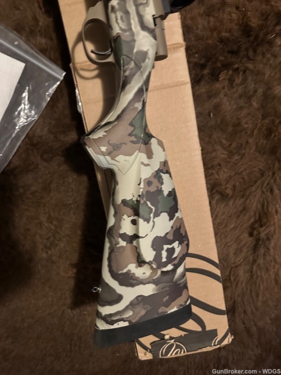 Weatherby Vanguard First Lite Rifle 6.5 Creedmoor Fusion Camo 26 PACKAGE-img-5