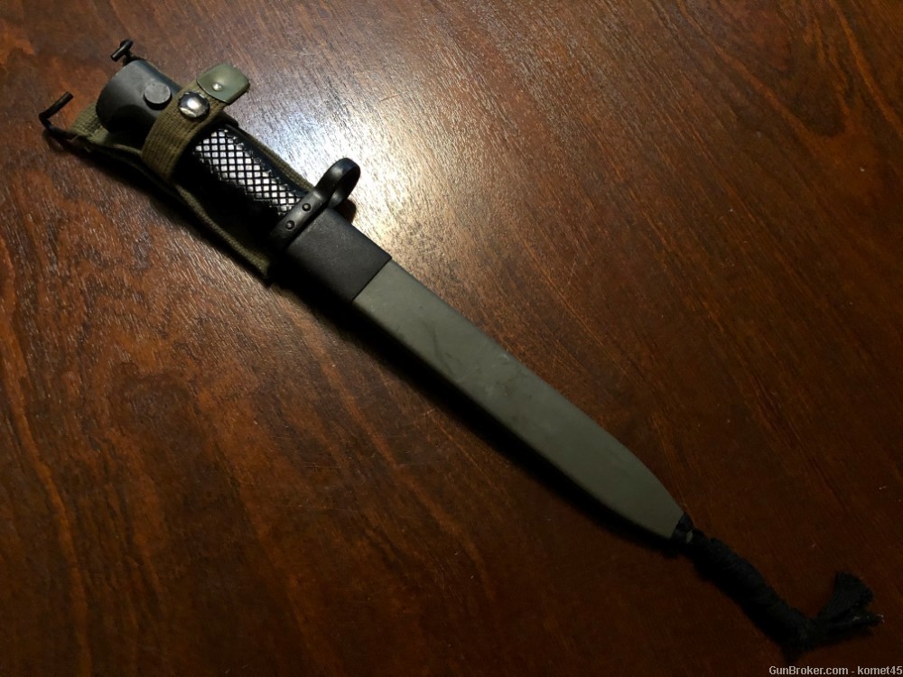 Vintage 60s 70s Spanish Army M1964 CETME Bolo Bayonet & Plastic Scabbard-img-11