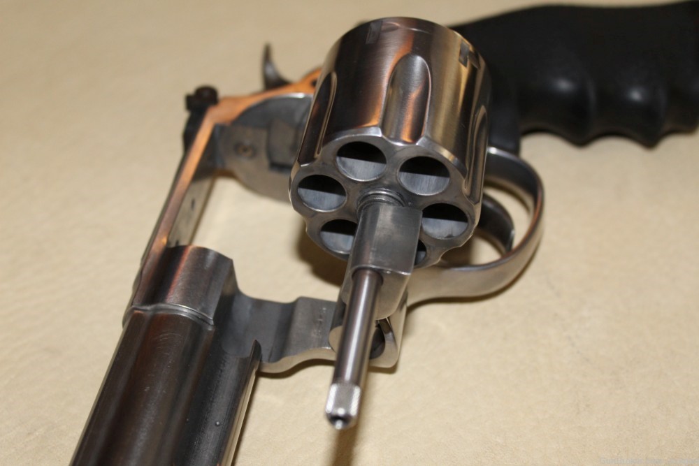 Smith & Wesson S&W 629 Classic 44 mag-img-2