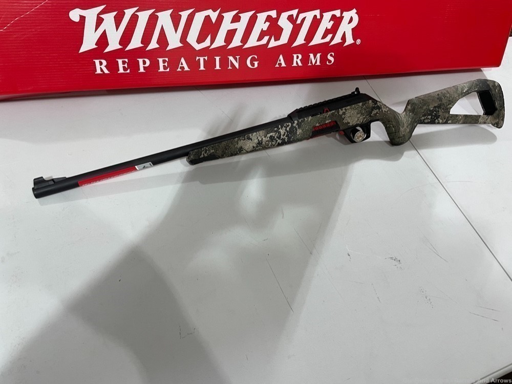 Winchester Wildcat Strata camo 22 LR  semi auto rifle -img-1