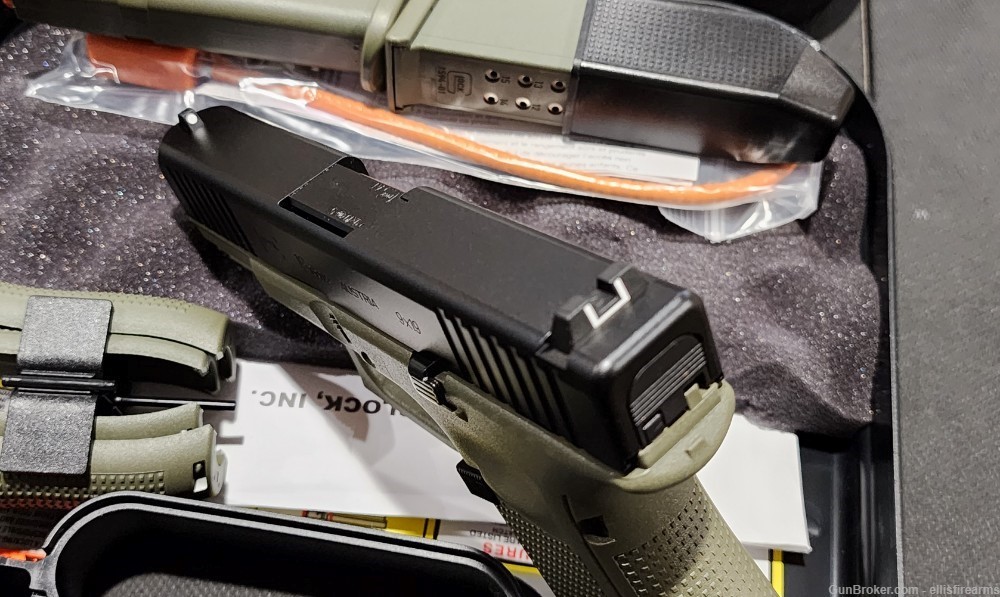 Glock 19 gen5 4" Battlefield green 9mm 3-15rd mags, PA195S203BFG-img-6