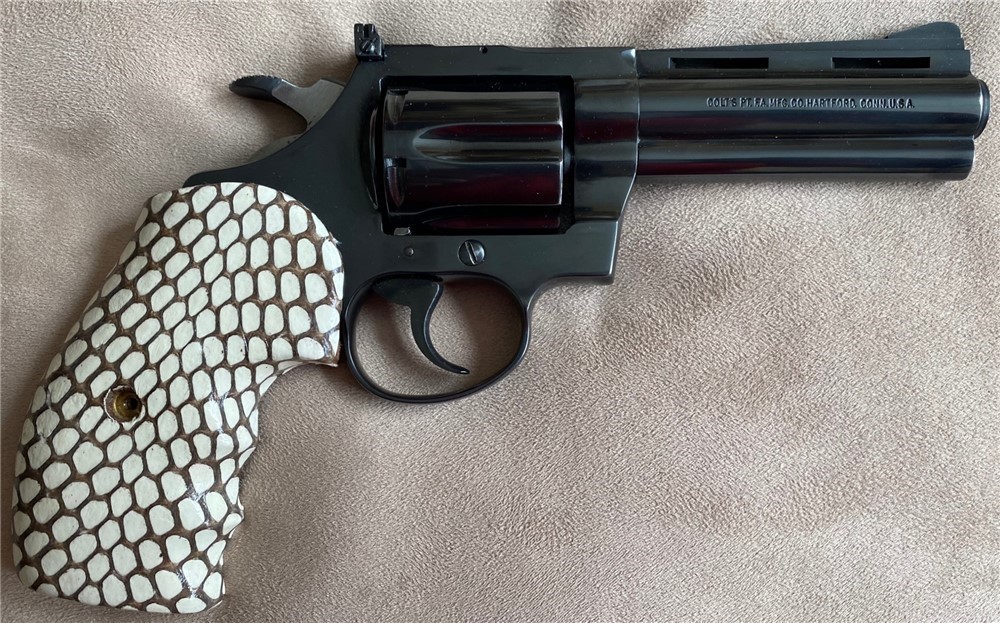 Genuine Cobra Skin Grips Colt Diamondback Revolver GRIPS ONLY-img-1