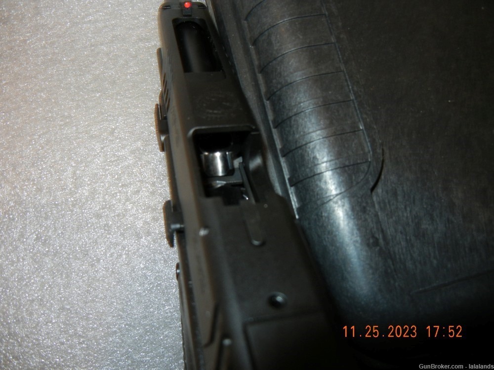 Springfield Armory XDM9 pistol.-img-8