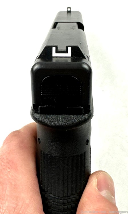 Glock 19 gen 3 9mm semi auto pistol 3 mags -img-5