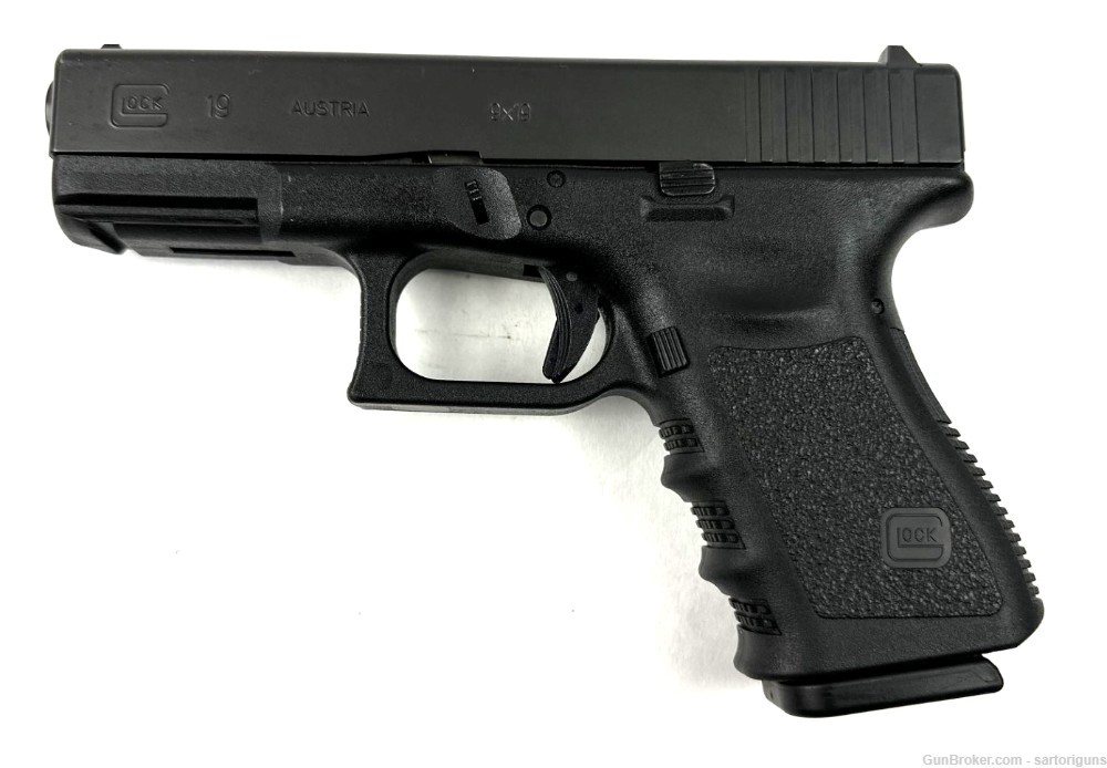Glock 19 gen 3 9mm semi auto pistol 3 mags -img-3