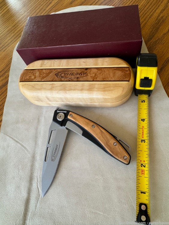 BROWNING CYNERGY KNIFE IN PRESENTATION CASE, LINER LOCK, MADE IN ITALY, NEW-img-1