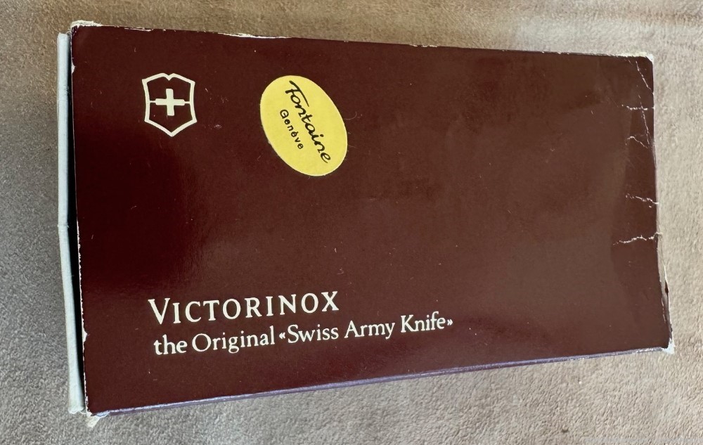 VICTORINOX SWISS ARMY CHAMPION KNIFE, MOTHER OF PEARL, ORIGINAL , NEW-img-3