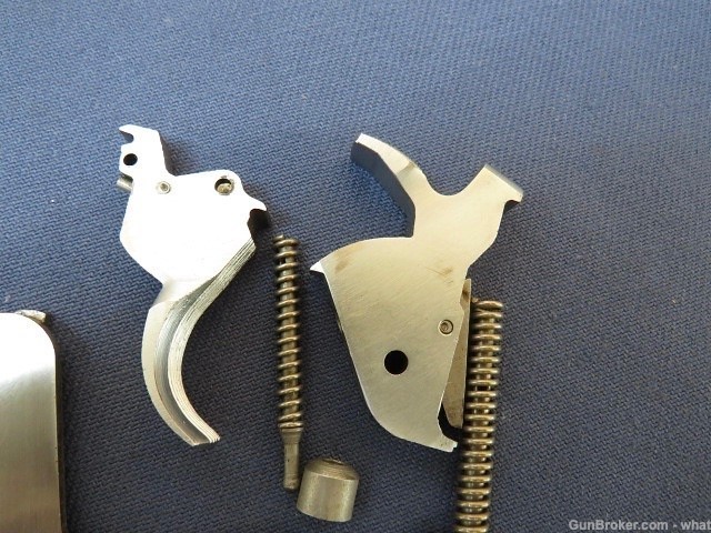 Taurus Model 689 .357 SS Hammer Trigger Sideplate & Small Assembly Parts-img-3