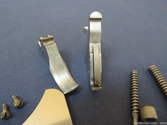 Taurus Model 689 .357 SS Hammer Trigger Sideplate & Small Assembly Parts-img-4